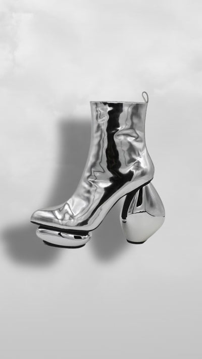 "Janga" Silver Leather Obscure Elegant Mid Heels - 35 Afro Soca Love Supply