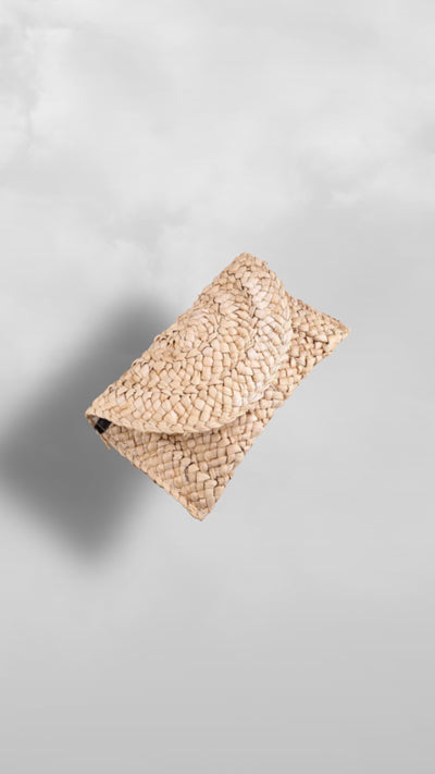 "Koriko" Straw Knitted Clutch Bag - Afro Soca Love Supply